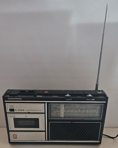 Grundig 4100 radio - c,