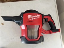 Aspirapolvere compatto non