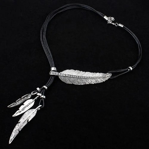 Collana piuma pietra - di, vetro