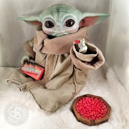 Grogu red space candies - space,