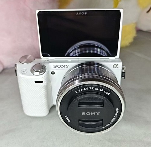 Sony alpha nex 1 - alpha, nex-5r