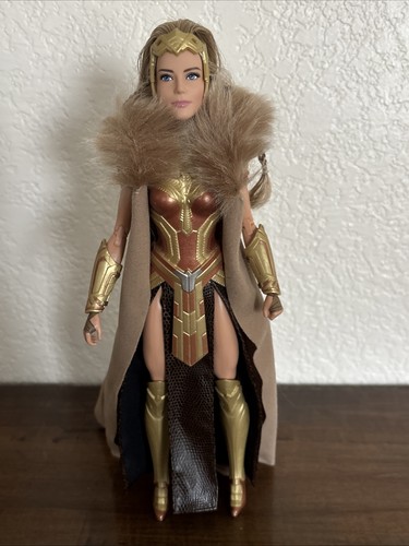 Mattel wonder woman regina - mattel,