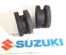 SUZUKI BANDIT GSF650 HEADSTOCK FRAME COVER MOUNTING RUBBERS 2005 - 2006