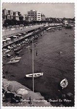 P01080 - CARTOLINA NETTUNO - LUNGOMARE DURANT LA PENNE CON BARCHE - g/vg