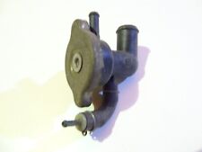 Raccordo con tappo liquido