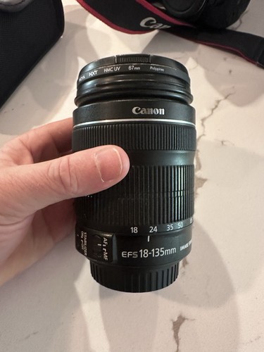 Canon 135 3 - 18-135, f/3.5-5.6