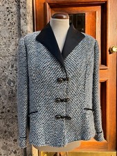Giacca vintage sartoriale con alamari e bottoni decorativi