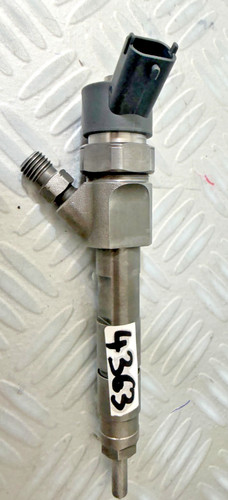 Injecteur bosch 8200100272 - injecteur,
