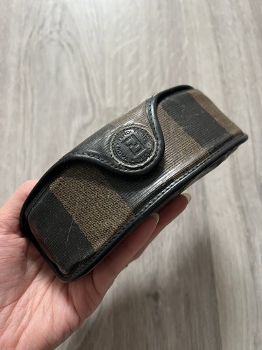 Astuccio porta occhiali
