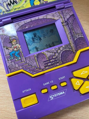 Mighty max skull - dungeon, lcd