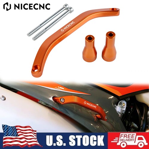 Rear lift grab - rear,