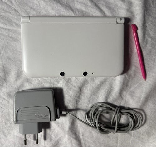 Nintendo 3ds console - nintendo,