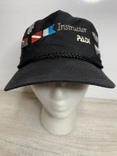 Cappello e spille PADI