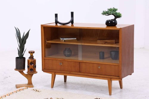 Comò vintage con ante