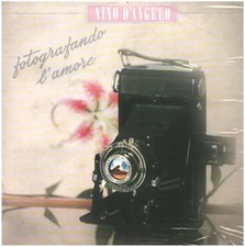 Nino D'Angelo Fotografando