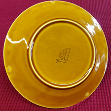 PIATTO LONGCHAMP IN CERAMICA FRANCESE OCRA AMBRATO CENTROTAVOLA COUNTRY RUSTICO