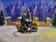 Luville-1101043, Postman