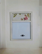 Lavagna magnetica con una bellissima cornice in legno decorata in stile shabby c