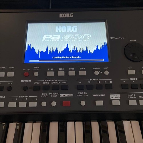 Korg pa600 professional - korg,