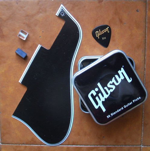 Gibson 335 pickguard 50 - gibson, +