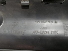 cassetto portaoggetti