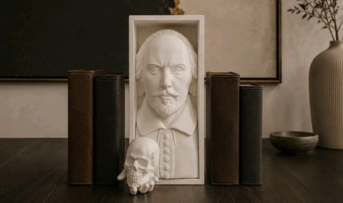 William shakespeare book nook - book,