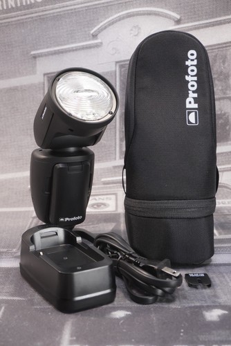 Profoto a10 sony - -,