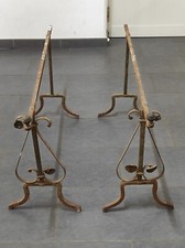 Trispiti antichi siciliani coppia di cavalletti in ferro battuto letto singolo