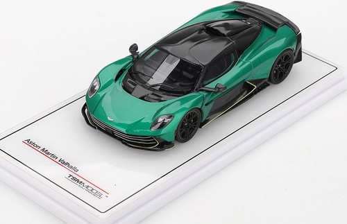 Aston martin valhalla podio - martin,