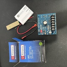 Alimentatore/caricabatterie