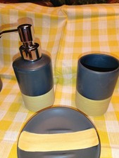 Set accessori bagno da