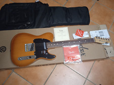  FENDER AM PERF TELECASTER RW