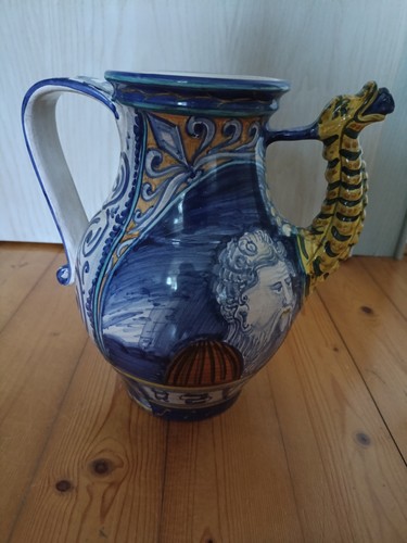 Majolika krug mit - majolika-krug,