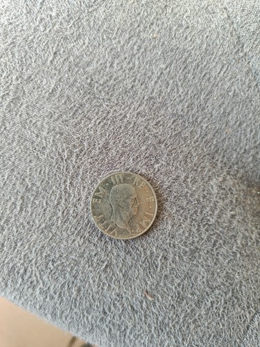 Una lira regno - una,