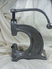 Torchetto per bottoni a pressione, rivetti e borchie in ottime condizi