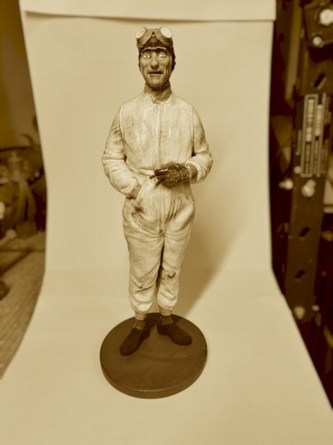 Statuetta tazio nuvolari - statuetta,