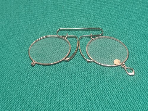 Occhiali pince nez - pince-nez,, antichi