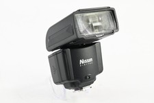 Flash Nissin i400 per Nikon