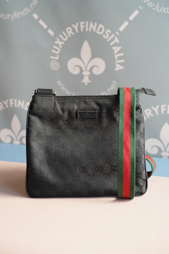 Used authentic gucci - authentic, small