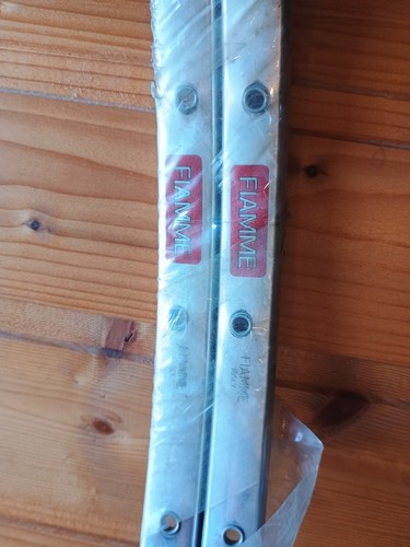 Vintage nos fiamme - red, label