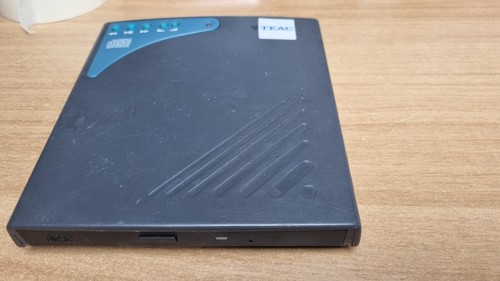 2777 lettore esterno teac - 2777-lettore, cd