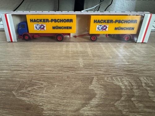 Albedo camion mercedes - 1:87,