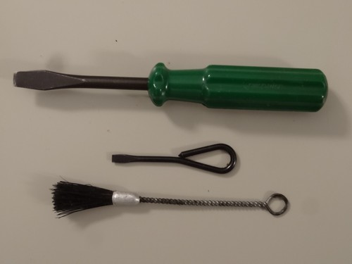 Lot tournevis 1 brosse - 2,