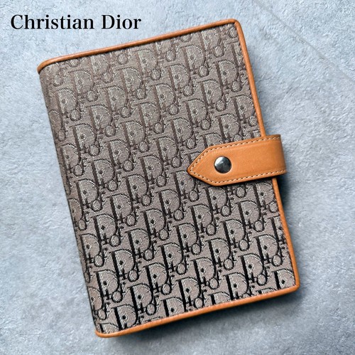 Christian dior agenda - christian,