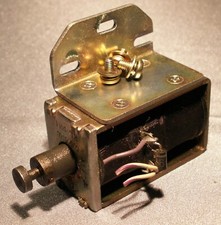 BOBINA PER AZIONAMENTO CAPSTAIN DEL REGISTRATORE TEAC 3300S 