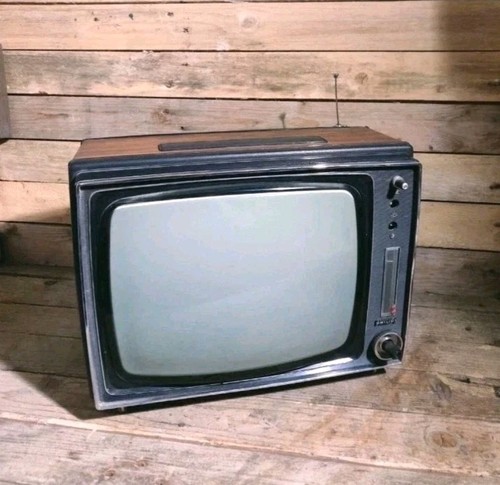 Televisore vintage crt - televisore, tv