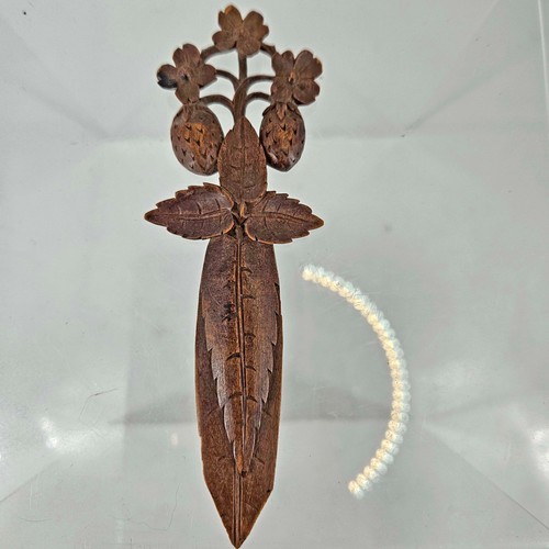 Raro segnalibro floreale