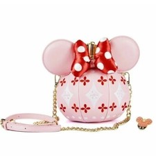 Tracolla e spilla ornamento