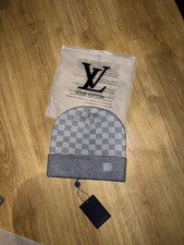 Bonnets LOUIS Vuitton Gris