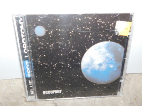 Blue spot lobotomy occupant - blue,